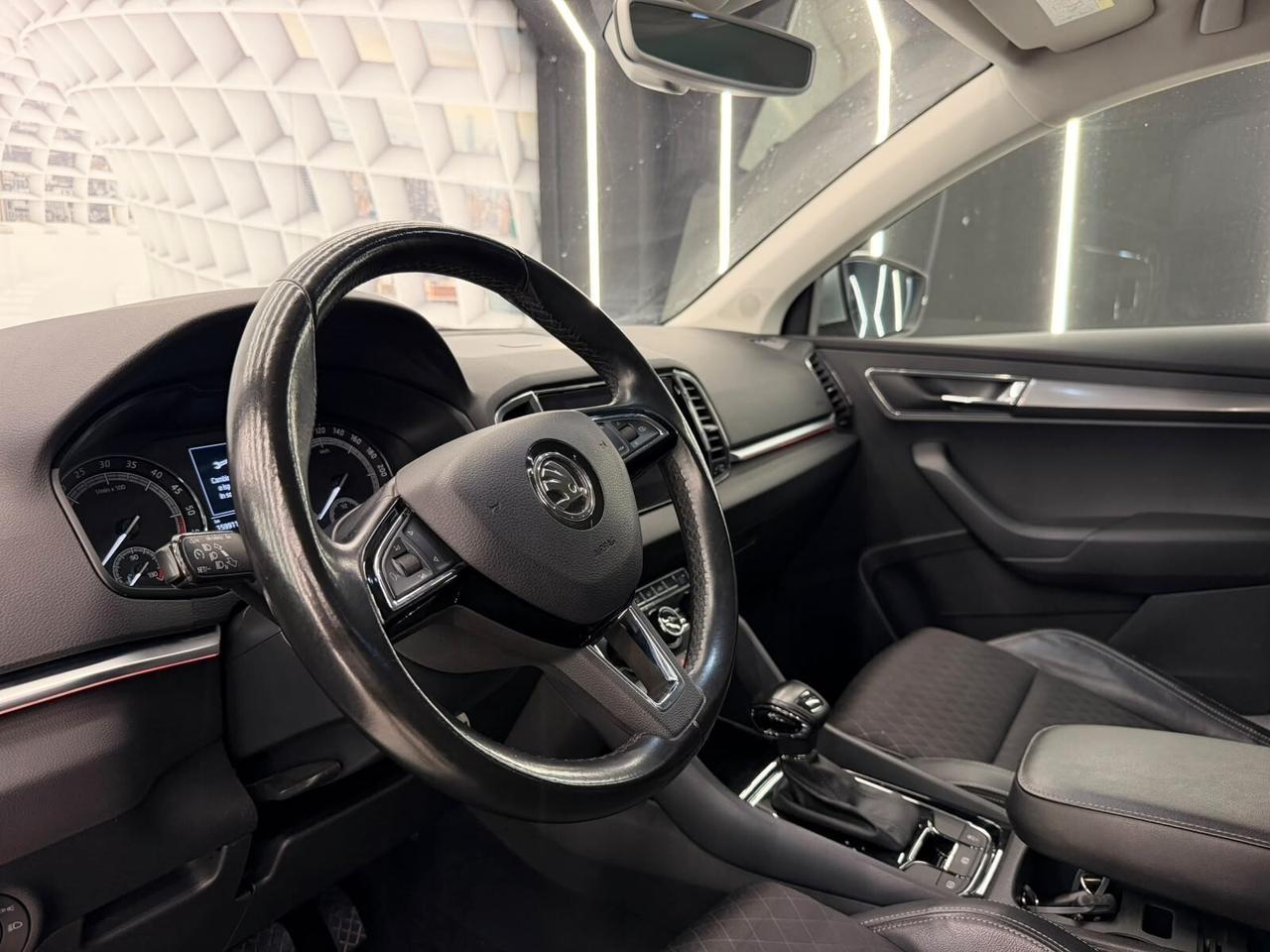 Skoda Karoq 1.6 TDI DSG-KM CERTIFICATI-12 MESI GARANZIA-PERMUTE
