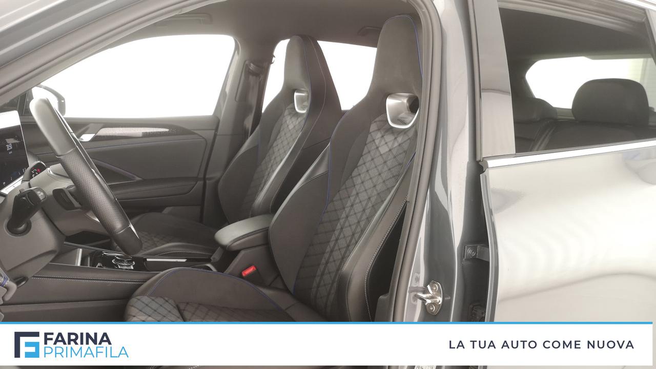 VOLKSWAGEN Tiguan III 2024 - Tiguan 1.5 etsi R-Line 150cv dsg