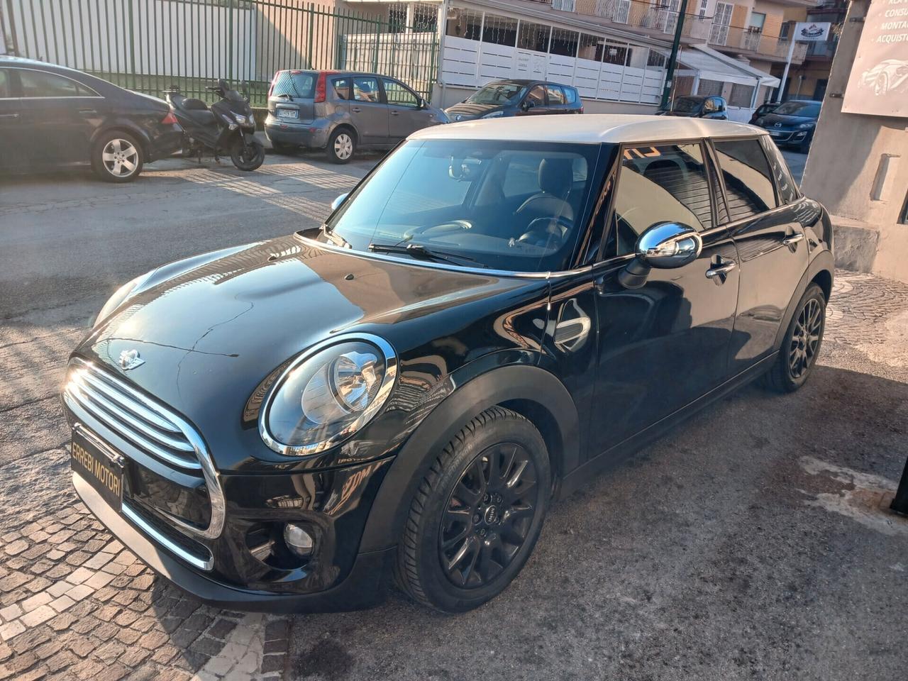 Mini 1.5 Cooper D 5 porte AUTOMATICO