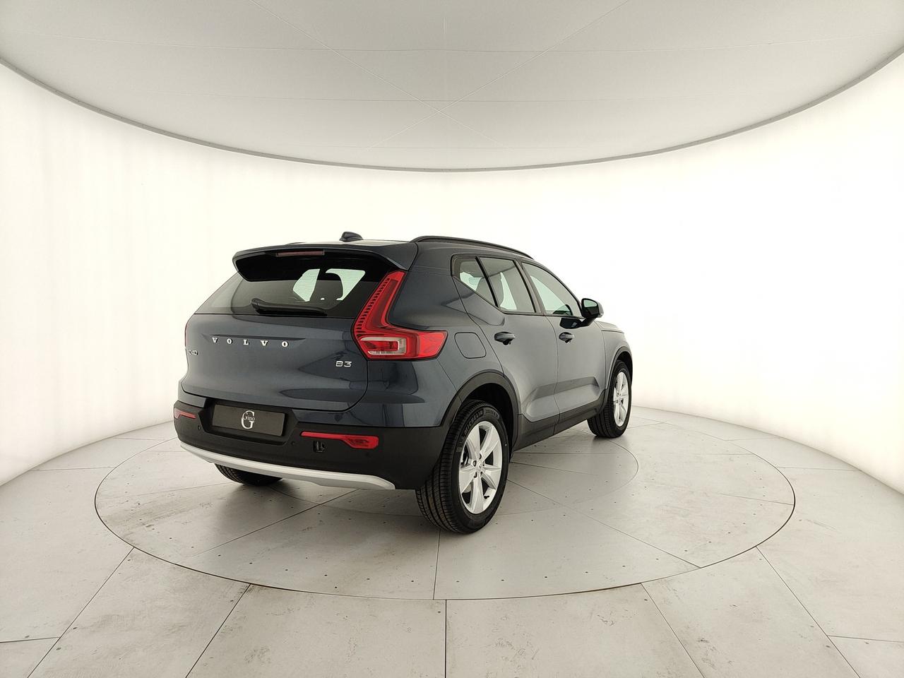 VOLVO XC40 2.0 b3 Core auto