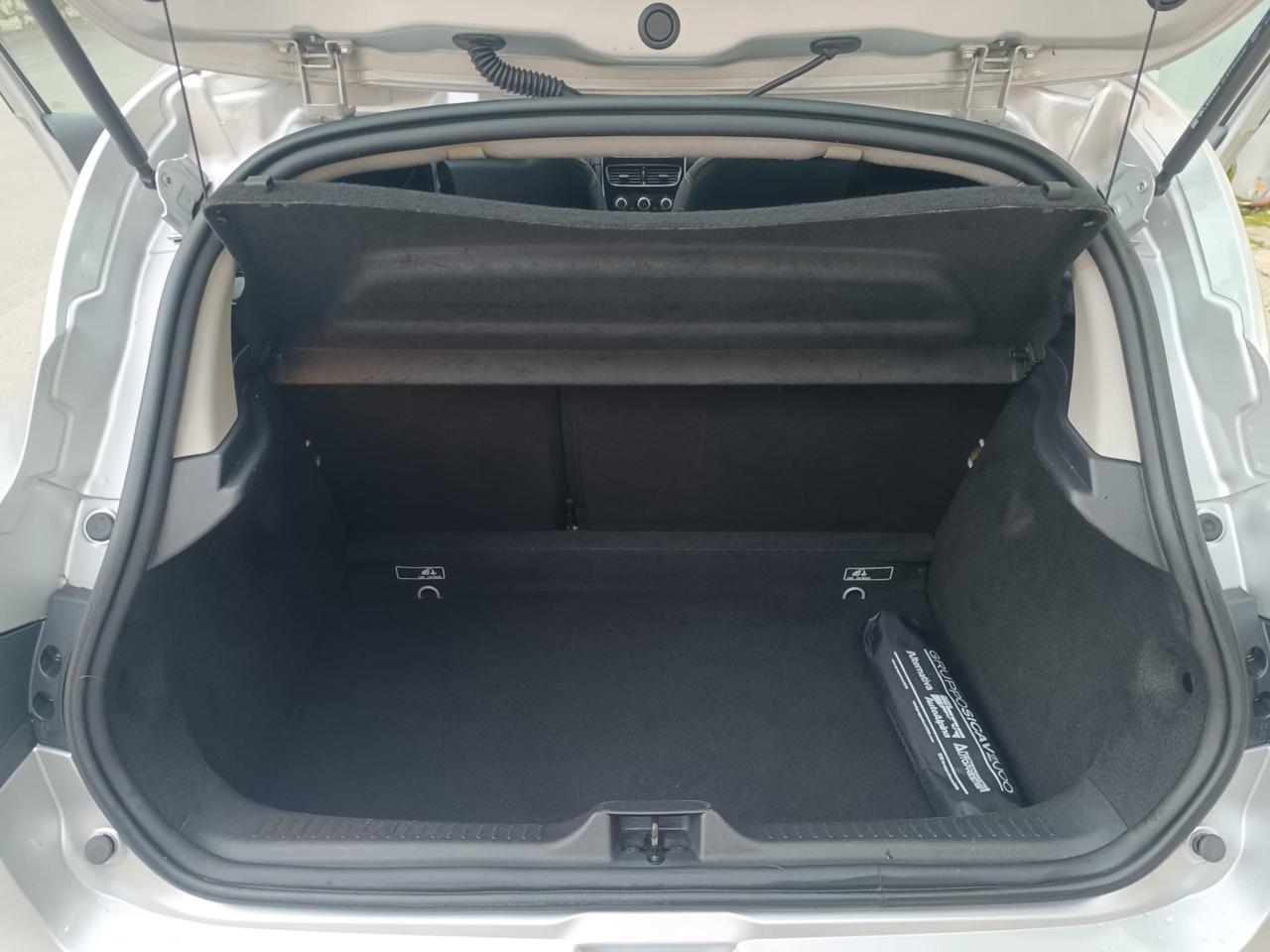 Renault Clio dCi 8V 75 CV 5 porte Moschino Intens