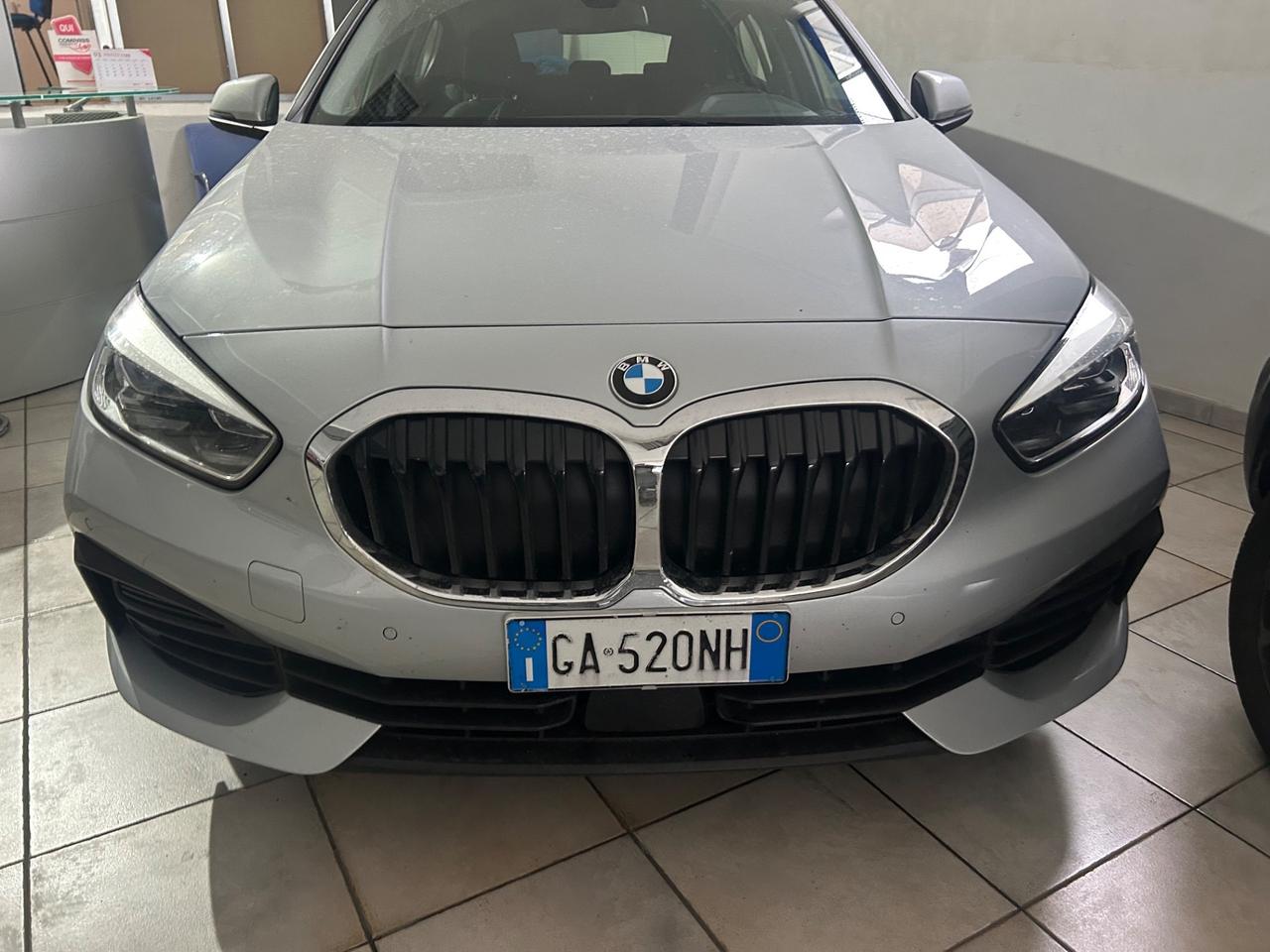 BMW 116d 5p. Business Advantage 2020