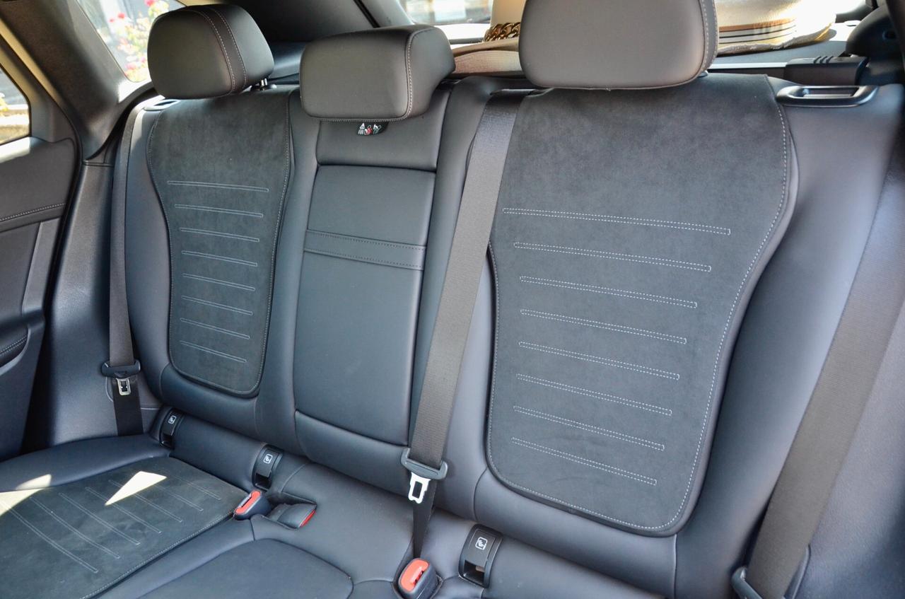 MERCEDES-BENZ GLC 200 AMG LINE PREMIUM PLUS 4MATIC 204cv AUTO, UNICOPROPRIETARIO, UFF ITALIANA, SERVICE MERCEDES, TETTO, HI-FI PREMIUM, FULL LED, RETROCAMERA, PERMUTE