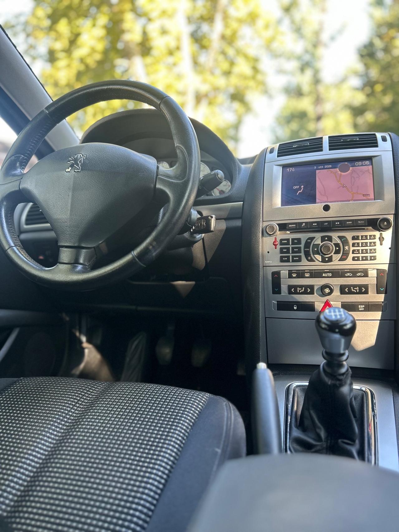 Peugeot 407 2.0 HDi Tecno
