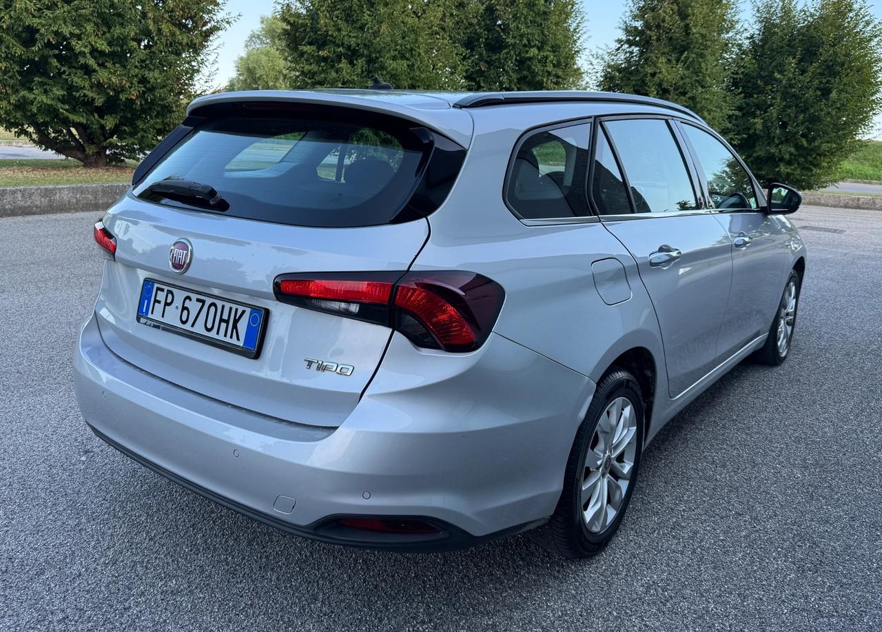 Fiat Tipo 1.6 Mjt S&S SW Lounge