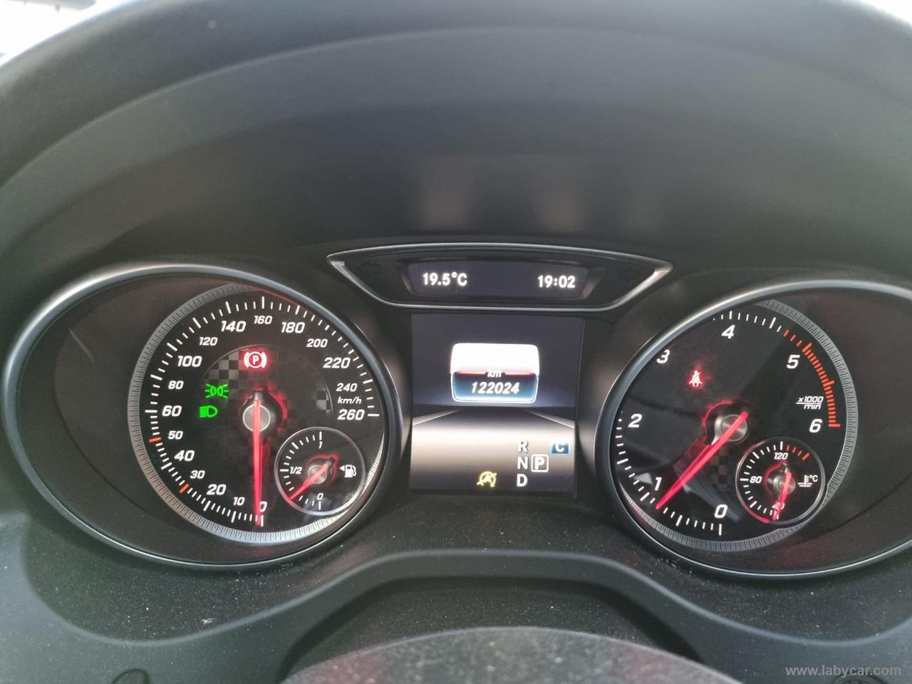 MERCEDES-BENZ A 180 d Automatic Sport