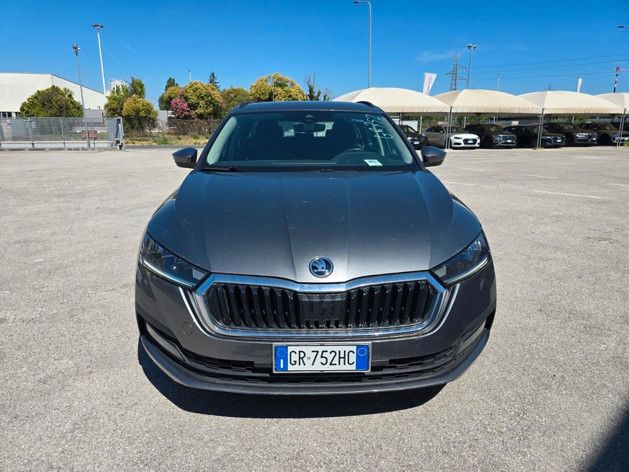 Skoda Octavia 2.0 TDI EVO SCR DSG Wagon Ambition