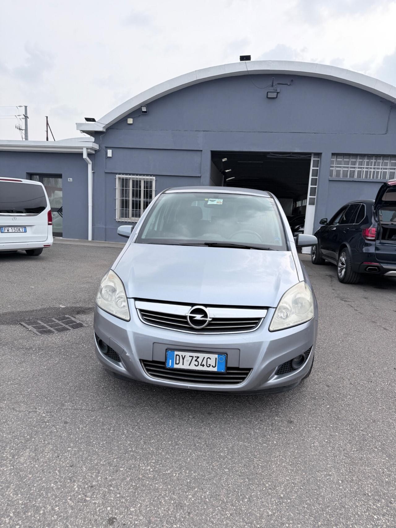 Opel Zafira 1.6 16V ecoM 94CV Cosmo
