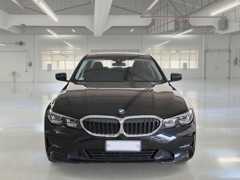 BMW 320 Business Advantage autom. 4 PORTE BERLINA