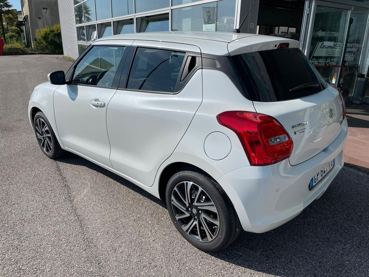 Suzuki Swift 1.2 Hybrid Top