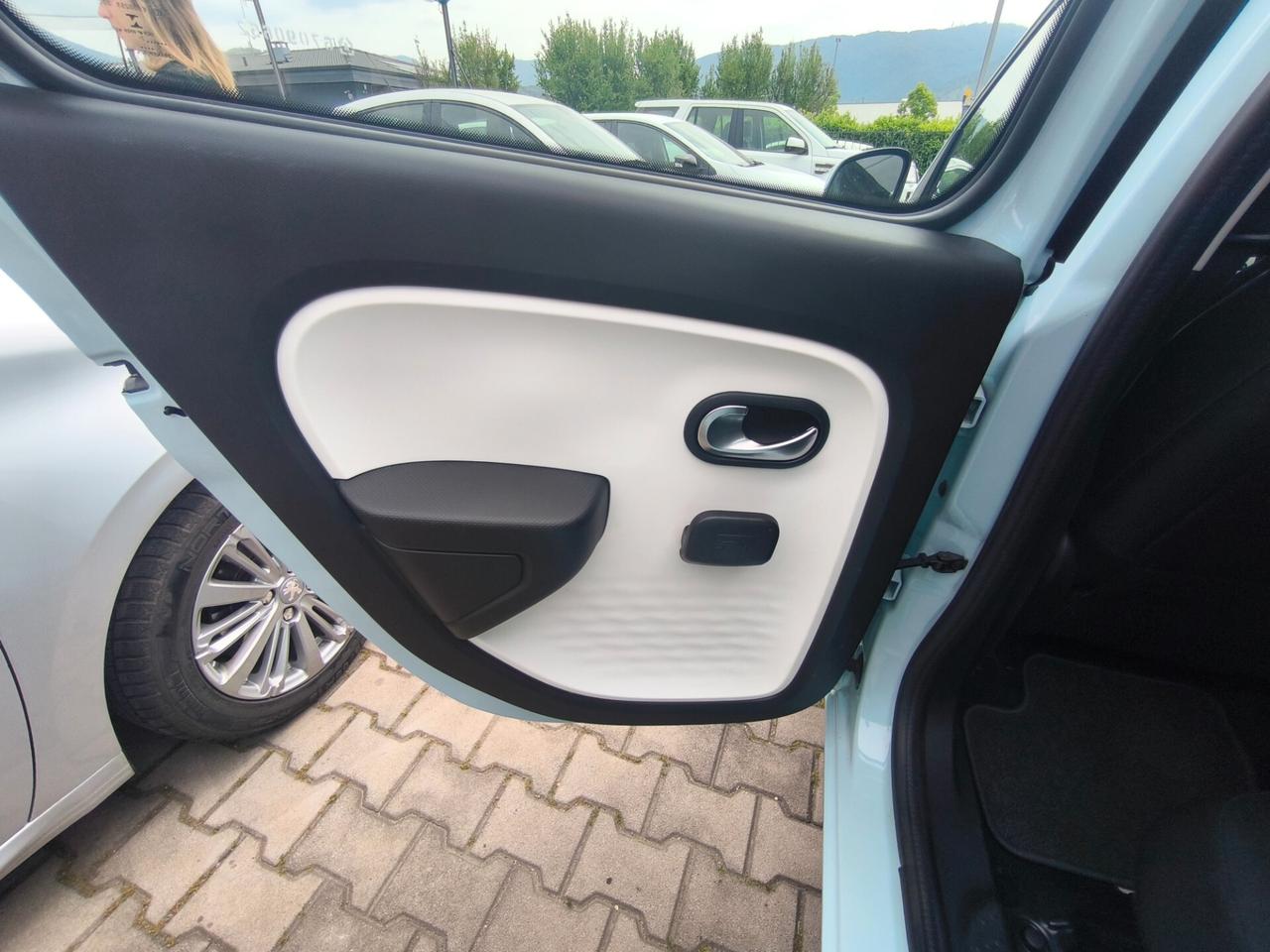 TWINGO ZEN ELETRIC-KM 48000-UNIPROPRIETARIO
