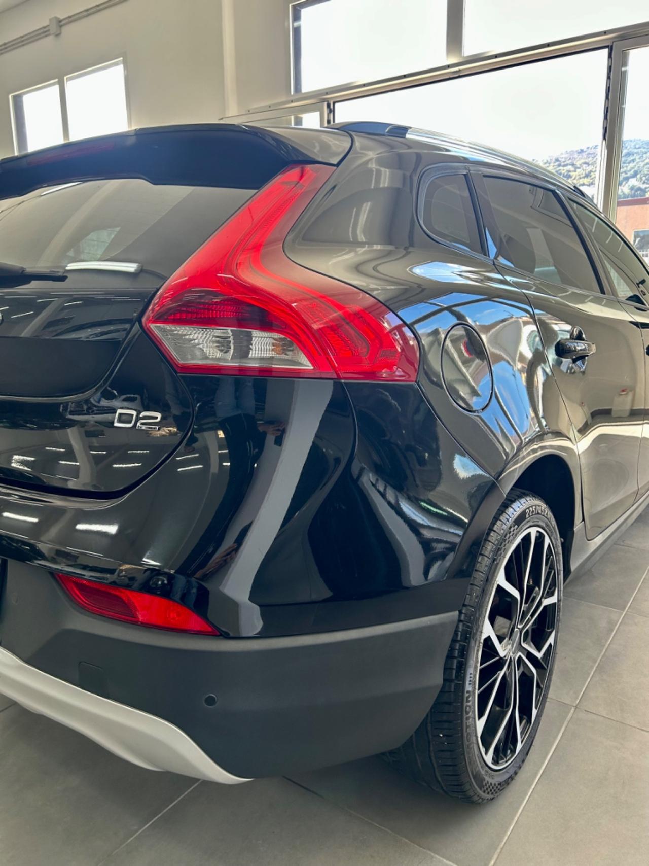 Volvo V40 Cross Country D2 FINANZIABILE