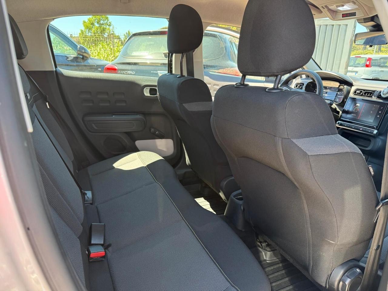 Citroen C3 PureTech 82 GPL Shine Tetto Rosso pari al nuovo