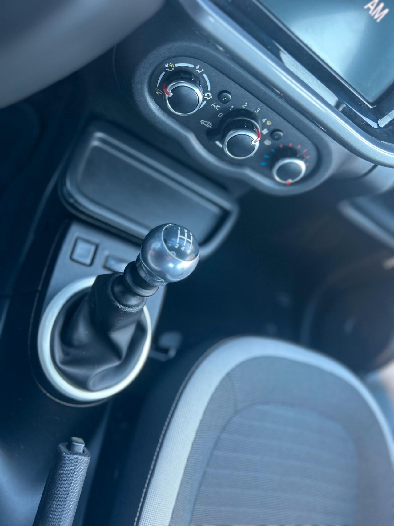 Renault Twingo TCe 90 CV GPL Duel