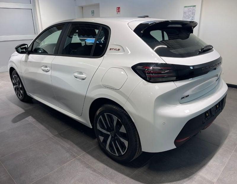 Peugeot 208 Hybrid 110 e-DCS6 Style