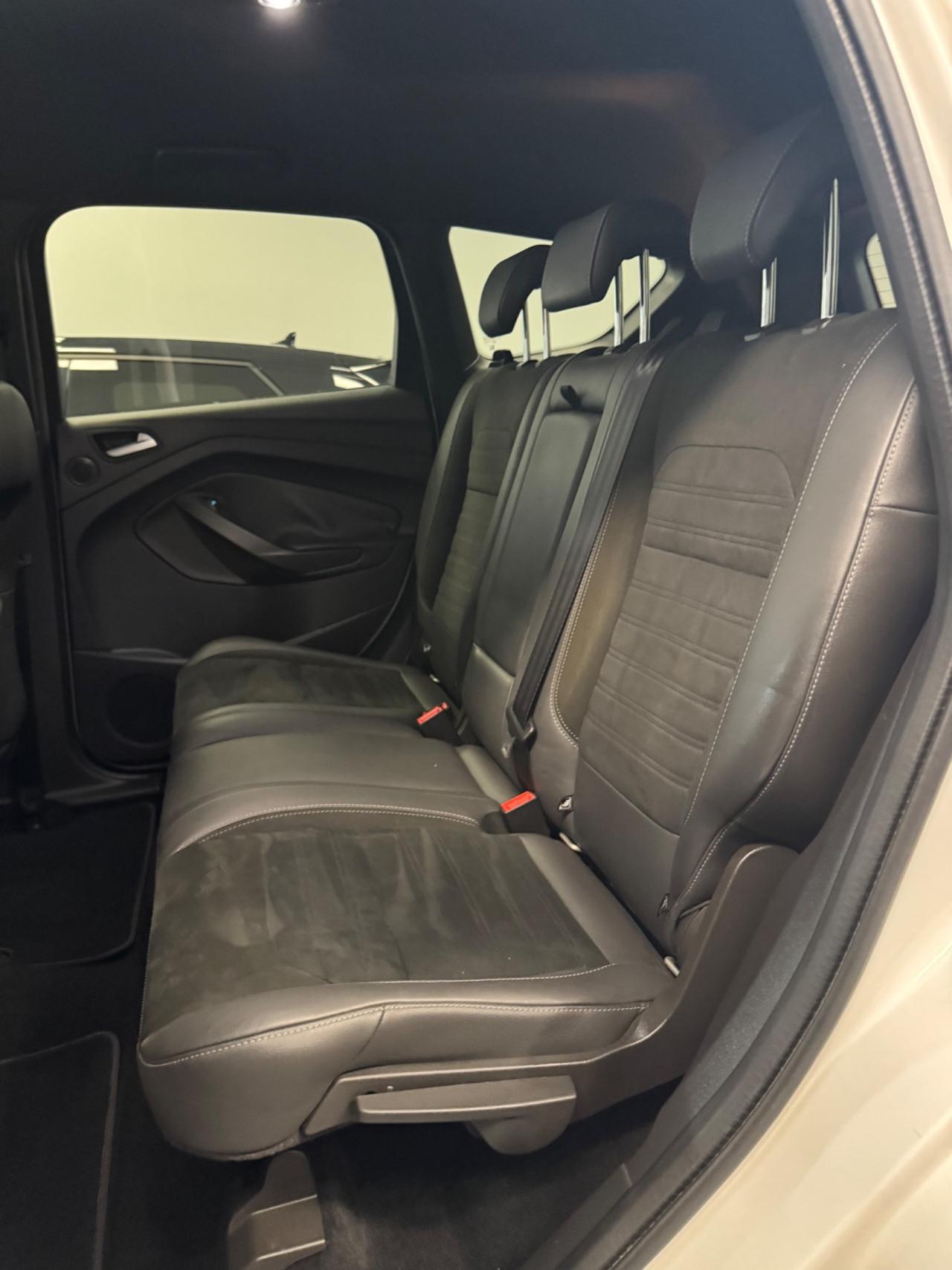Ford Kuga 1.5 TDCI 120 CV ST-Line Finanziabile