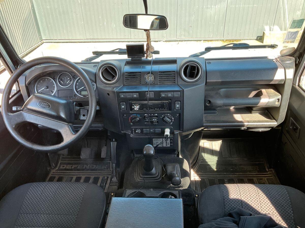 Land Rover Defender 110 2.4 TD4 Station Wagon N1
