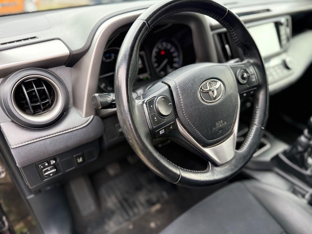 Toyota RAV 4 RAV4 2.0 D-4D 2WD Lounge