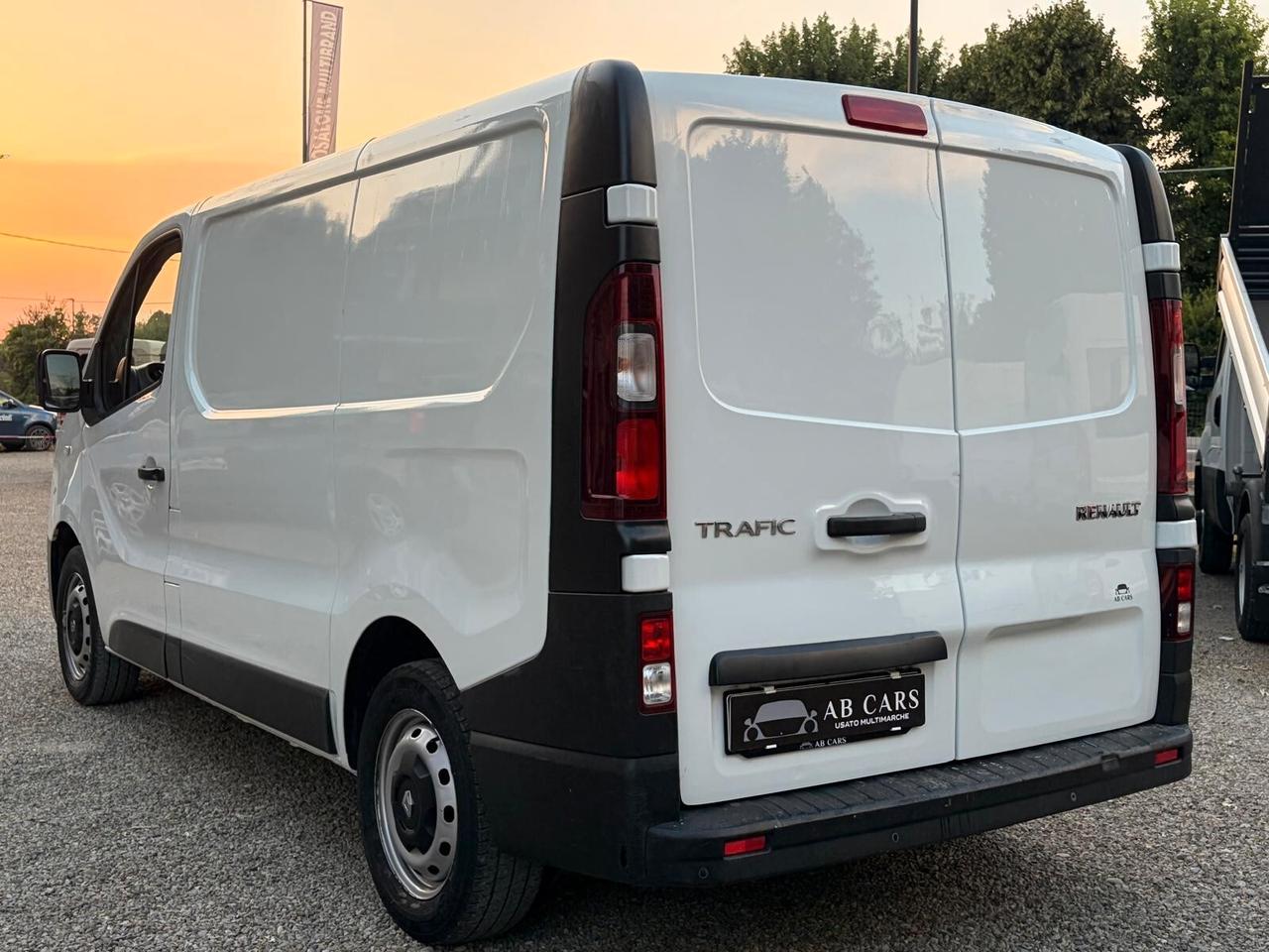Renault Trafic 1.6 dci 125 CV L1 H1 EURO 6