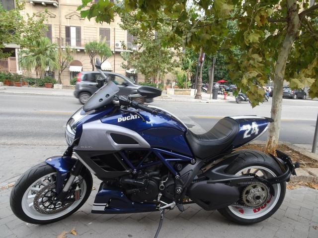 DUCATI Diavel Blue Stripes - Perfetta