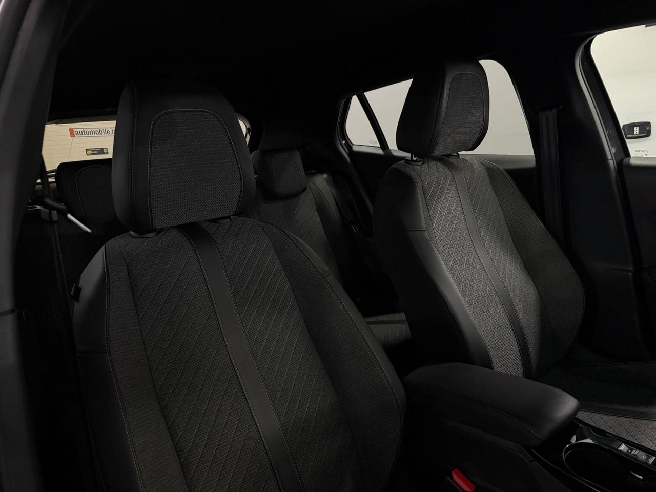 Peugeot 2008 BlueHDi 130 S&S EAT8 Allure