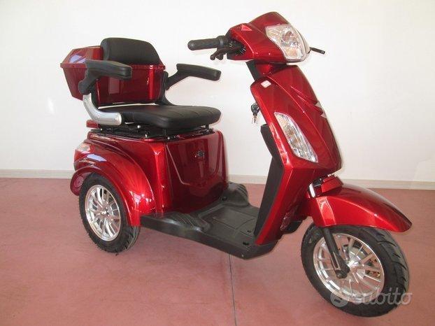 DELTA3 Scooter elettrico per anziani/disabili