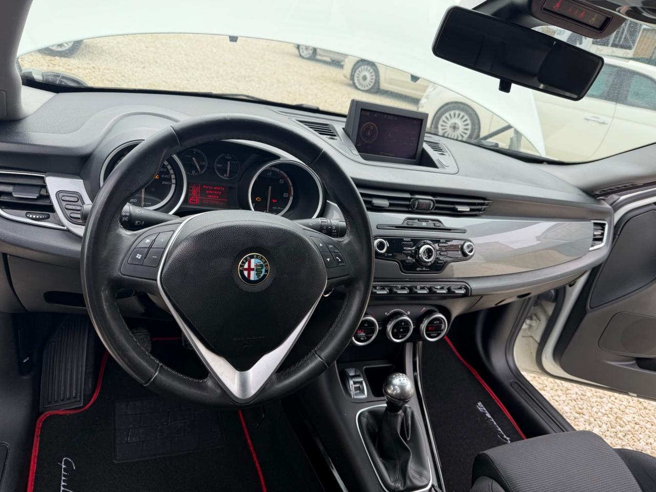 Alfa Romeo Giulietta 2000cc 140cv exsclusive