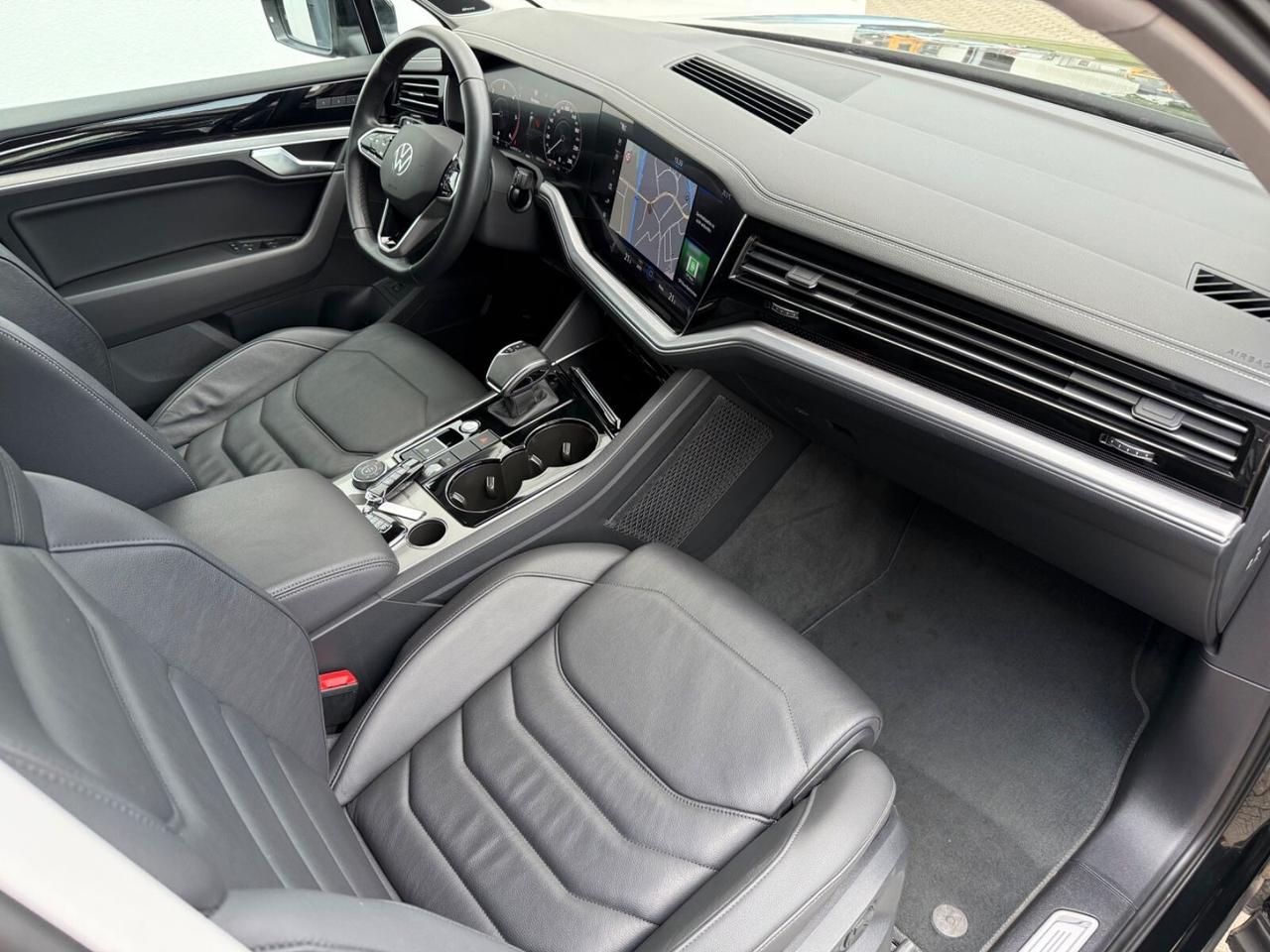Volkswagen Touareg 3.0 TDI Elegance Navi*Matrix*Dynaudio*