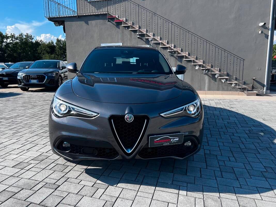 Alfa Romeo Stelvio 2.2 t Business rwd 160cv auto