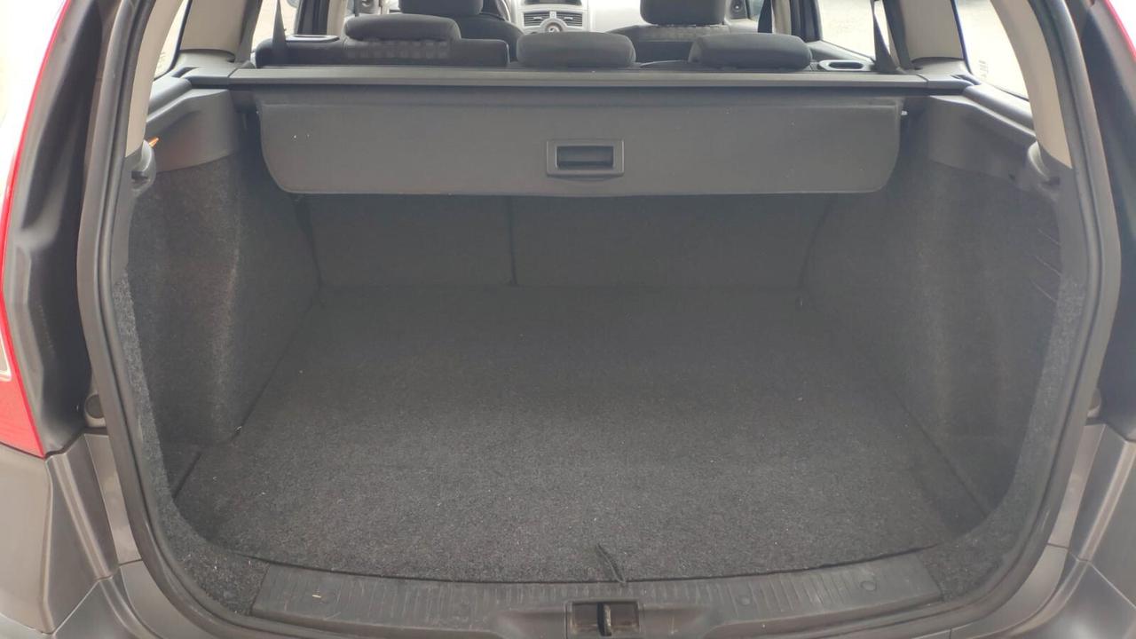 Renault Megane SW 1500 Diesel 103 CV C. Manuale