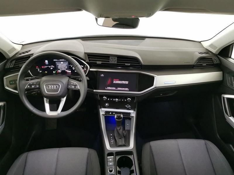 Audi Q3 35 2.0 tdi Business Advanced s-tronic