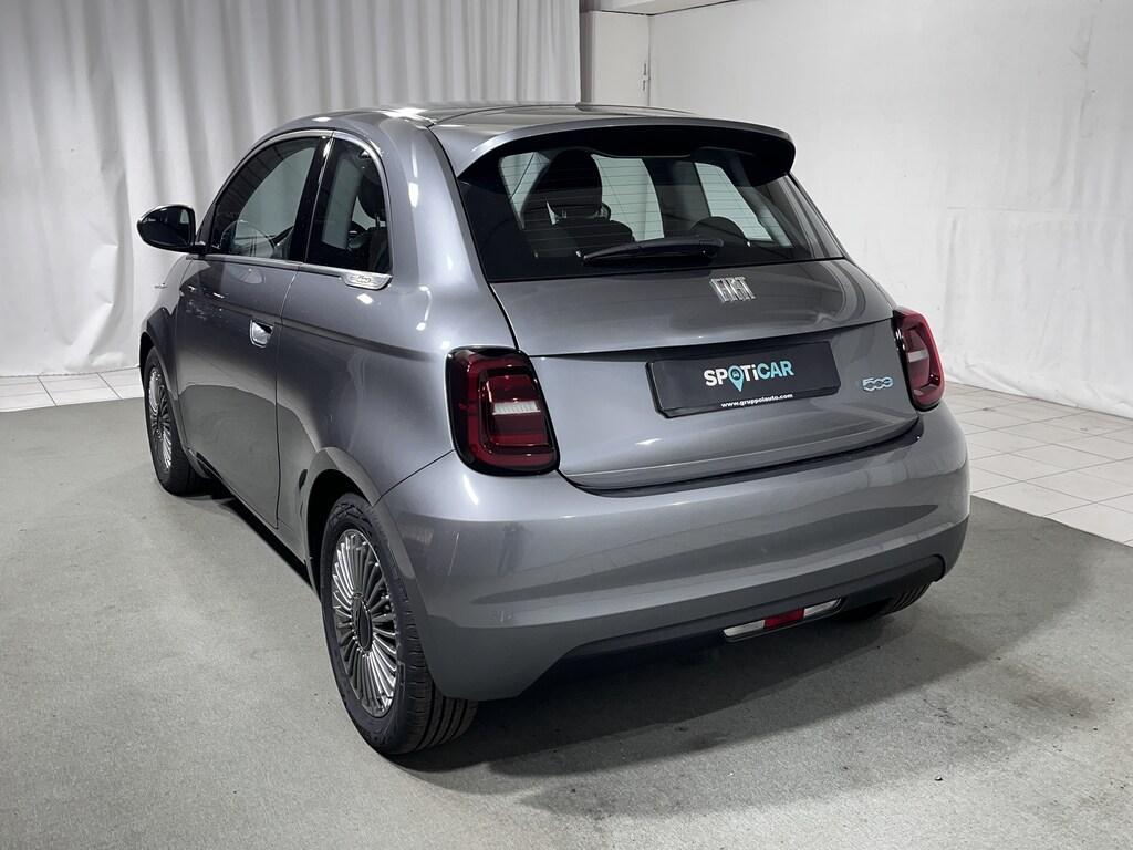 Fiat 500 e 42 kWh