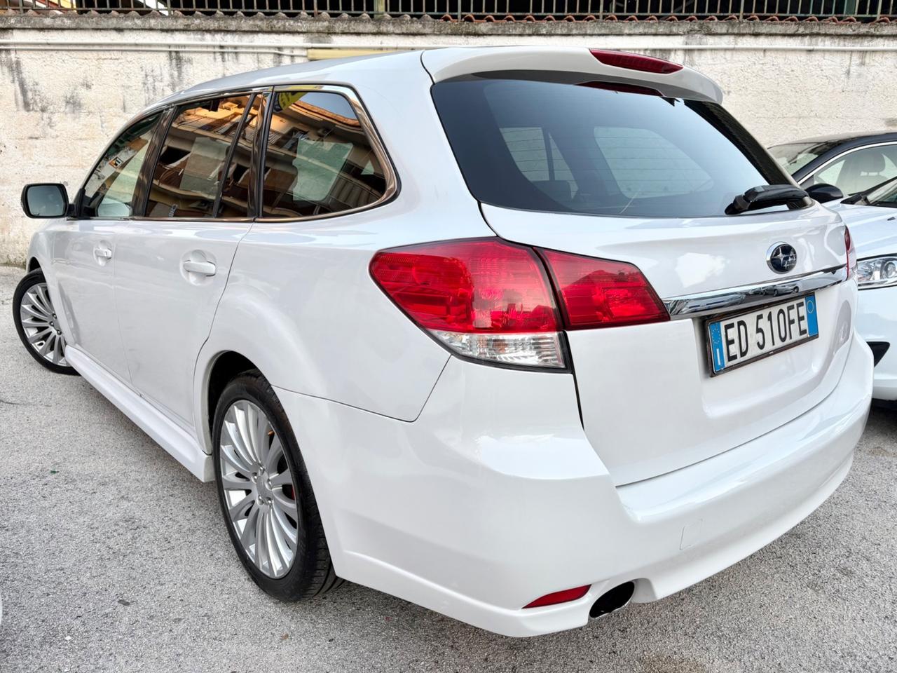 Subaru Legacy 2.0D 150cv TETTO NAVI CAM PELLE