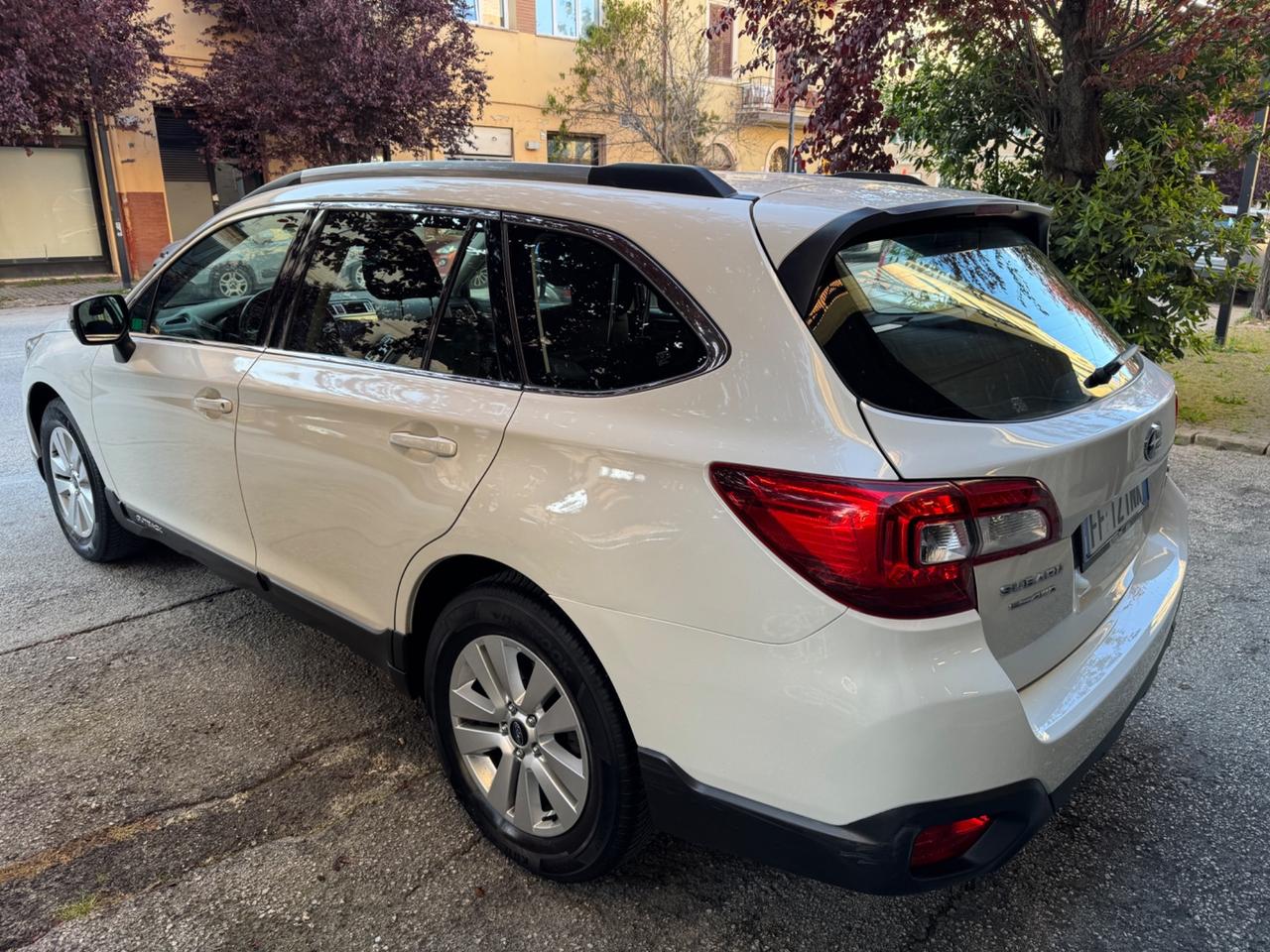 Subaru OUTBACK 2.0d-S Lineartronic Unlimited