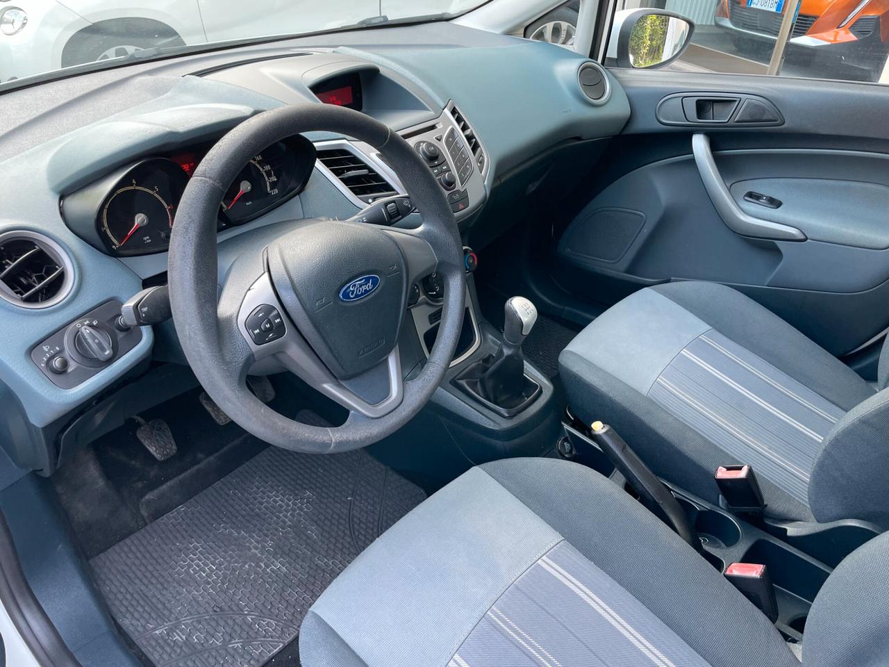Ford Fiesta 1.2 60CV 5 porte