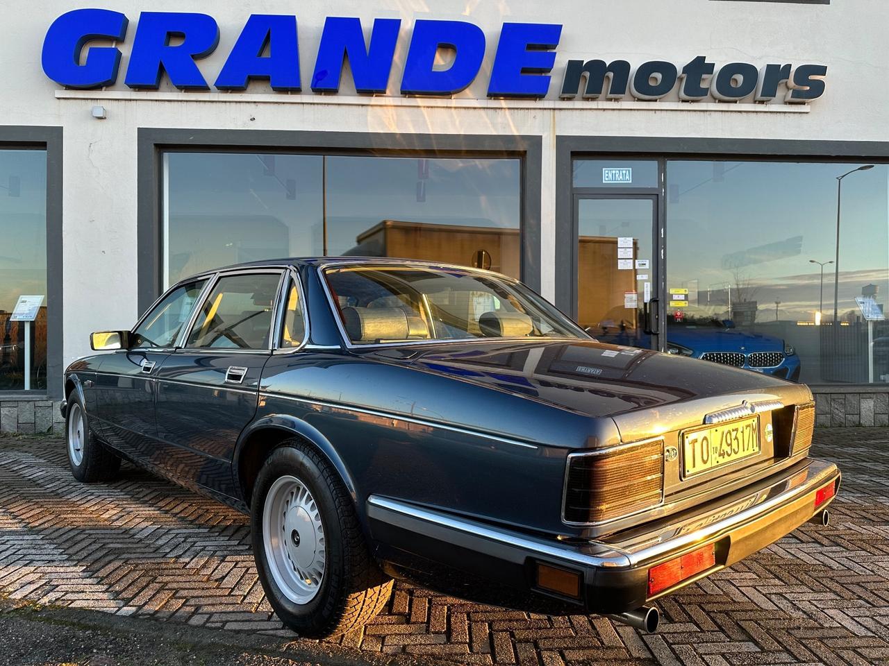 Jaguar XJ DKALH4 Daimler 3.6 6 cilindri 212 cv