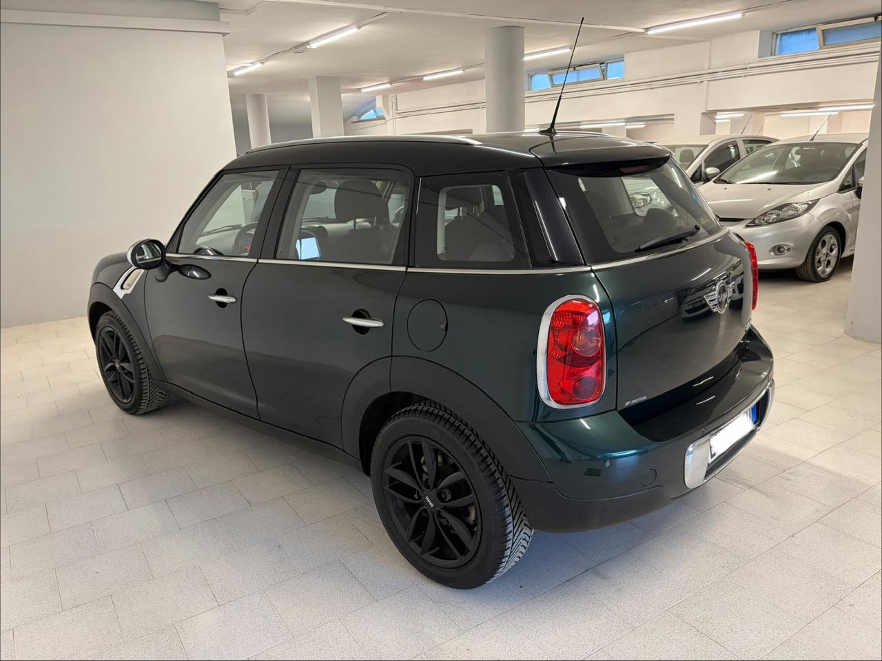 Mini Cooper D Countryman 1.6 D 111 cv