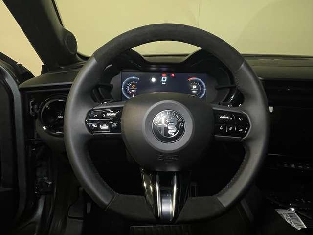 Alfa Romeo Junior 1.2 Hybrid 48V 145cv Speciale+Tetto+Sabelt+Matrix