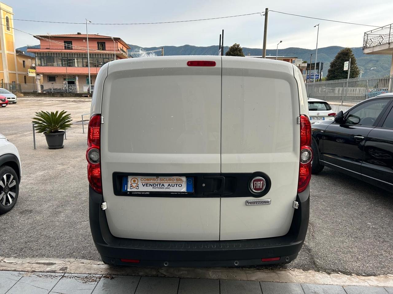 Fiat Doblo Maxi 1.6mljt 105cv DOPPIA PORTA LATERALE