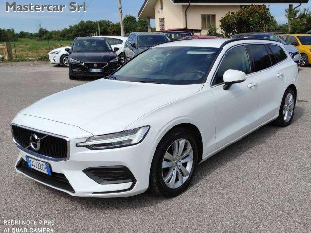 VOLVO V60 V60 II 2019 2.0 b4 Momentum Business Pro auto - GG