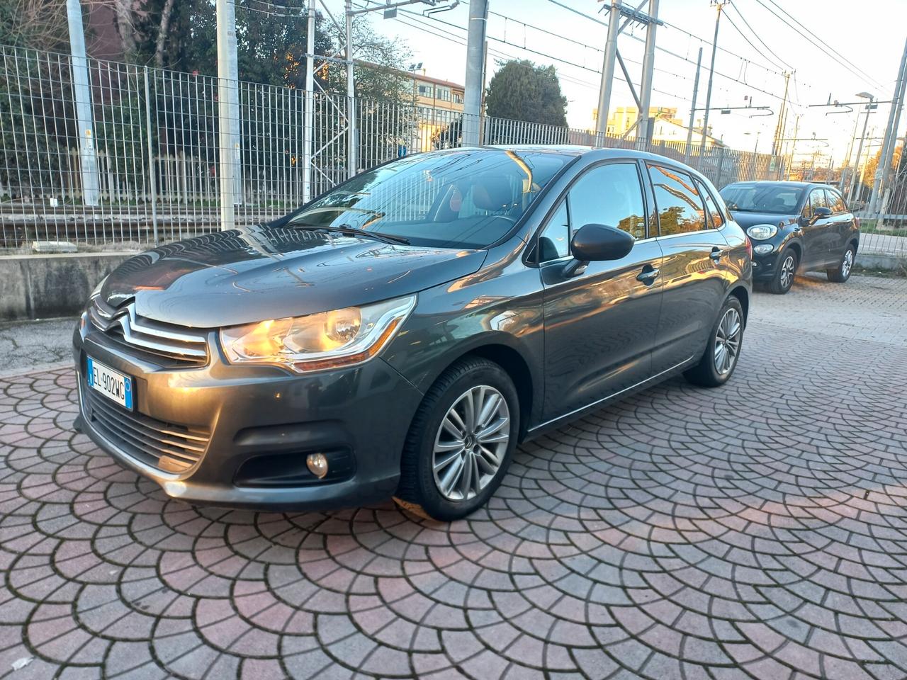 Citroen C4 1.4 VTi 95 Attraction