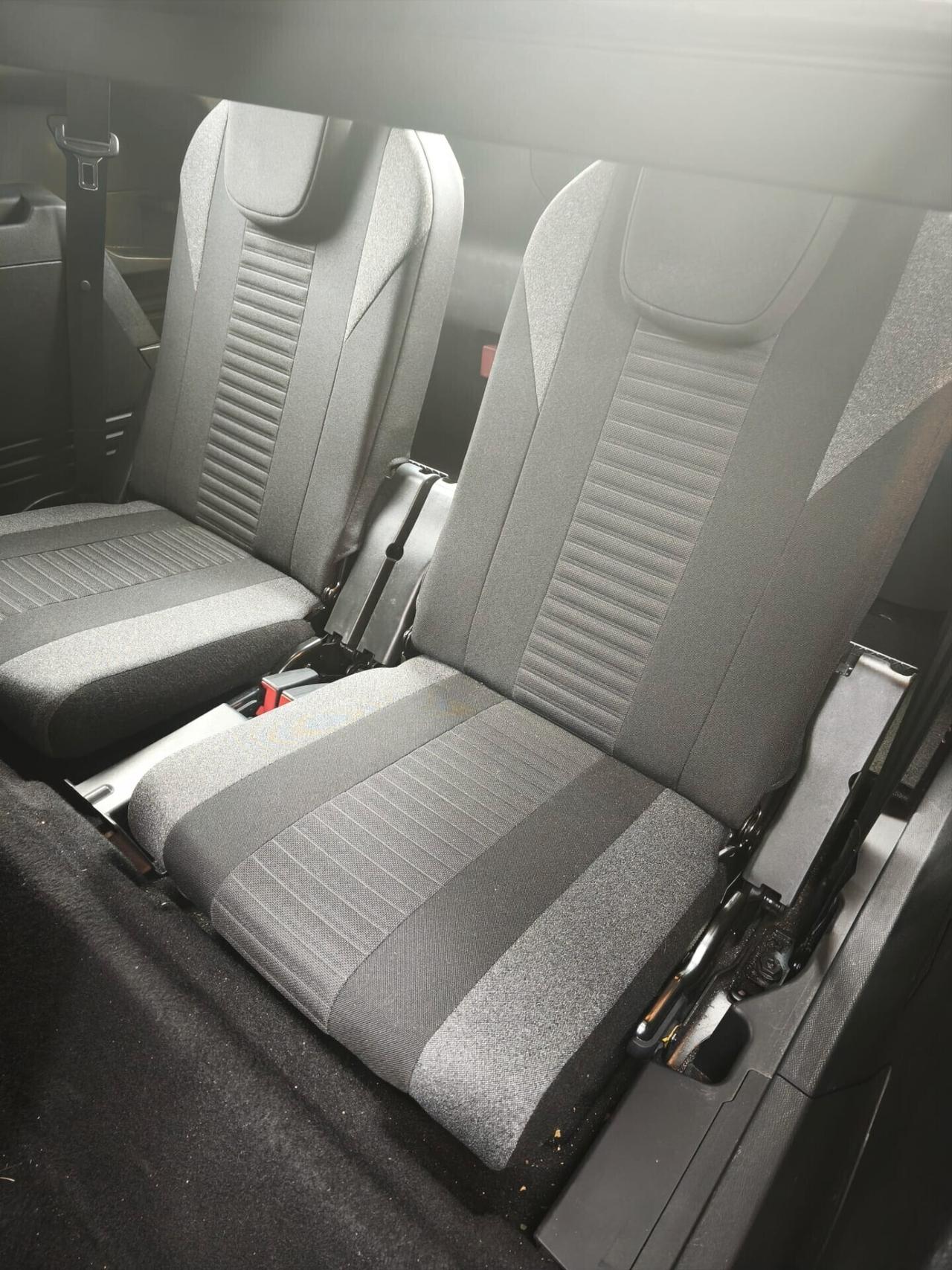 Peugeot 5008 BlueHDi 130 S&S EAT8 Active Pack