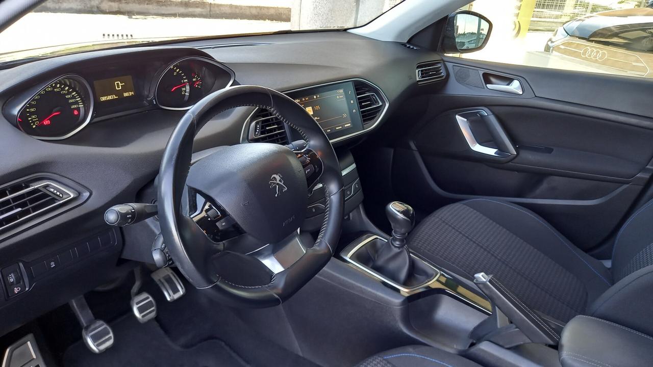 Peugeot 308 BlueHDi 100 S&S SW Style