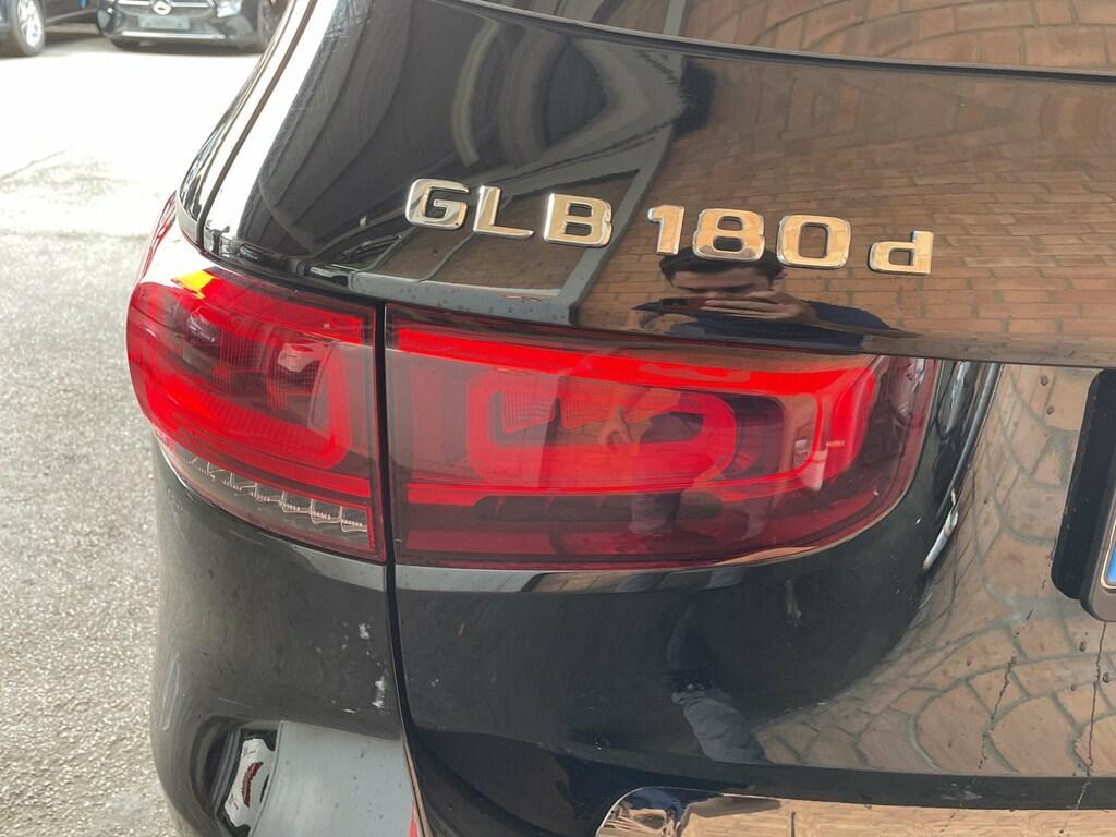 Mercedes GLB 180 D Sport 8G-DCT