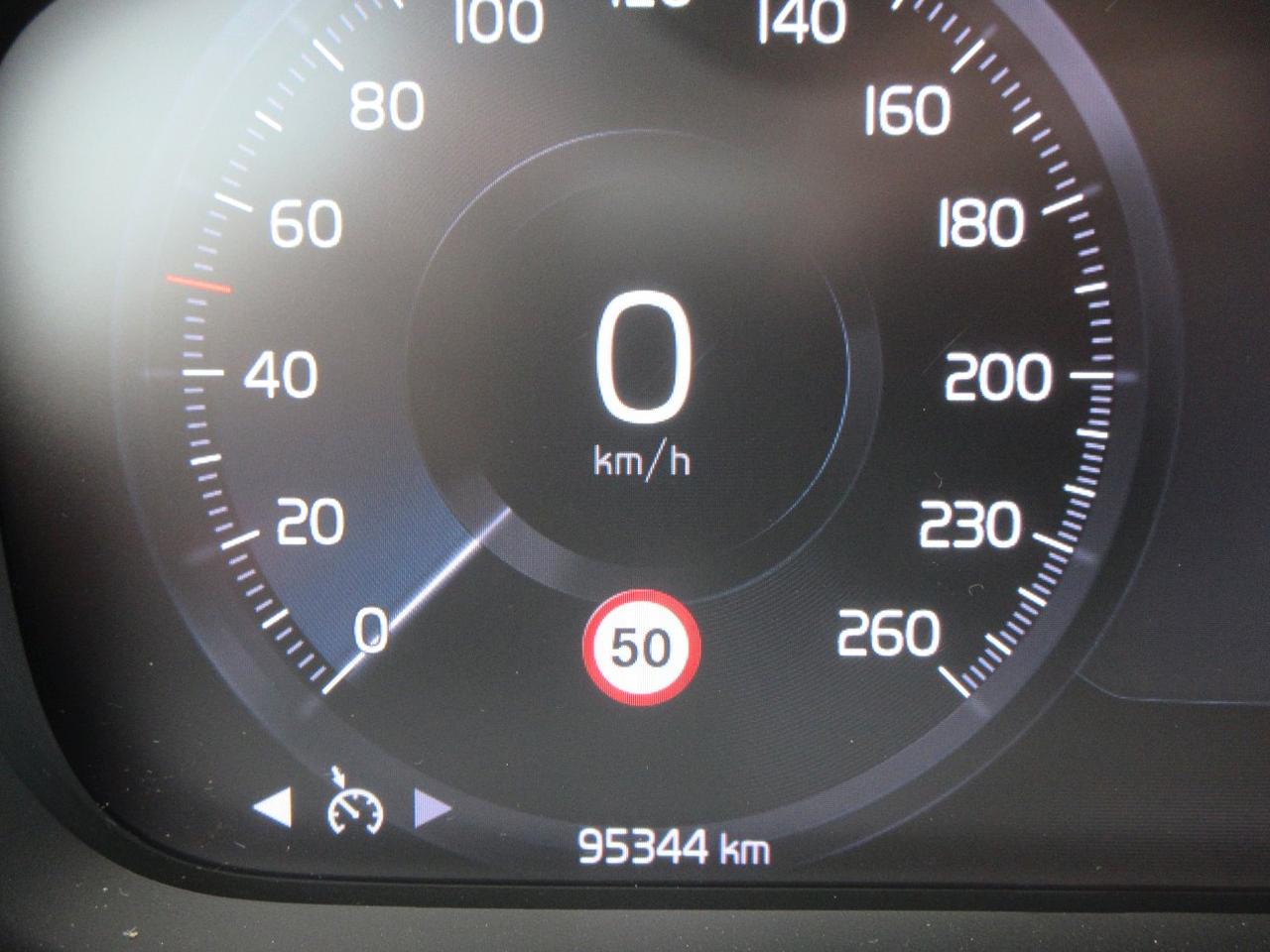 Volvo XC40 2.0 d3 Business AWD Geartronic