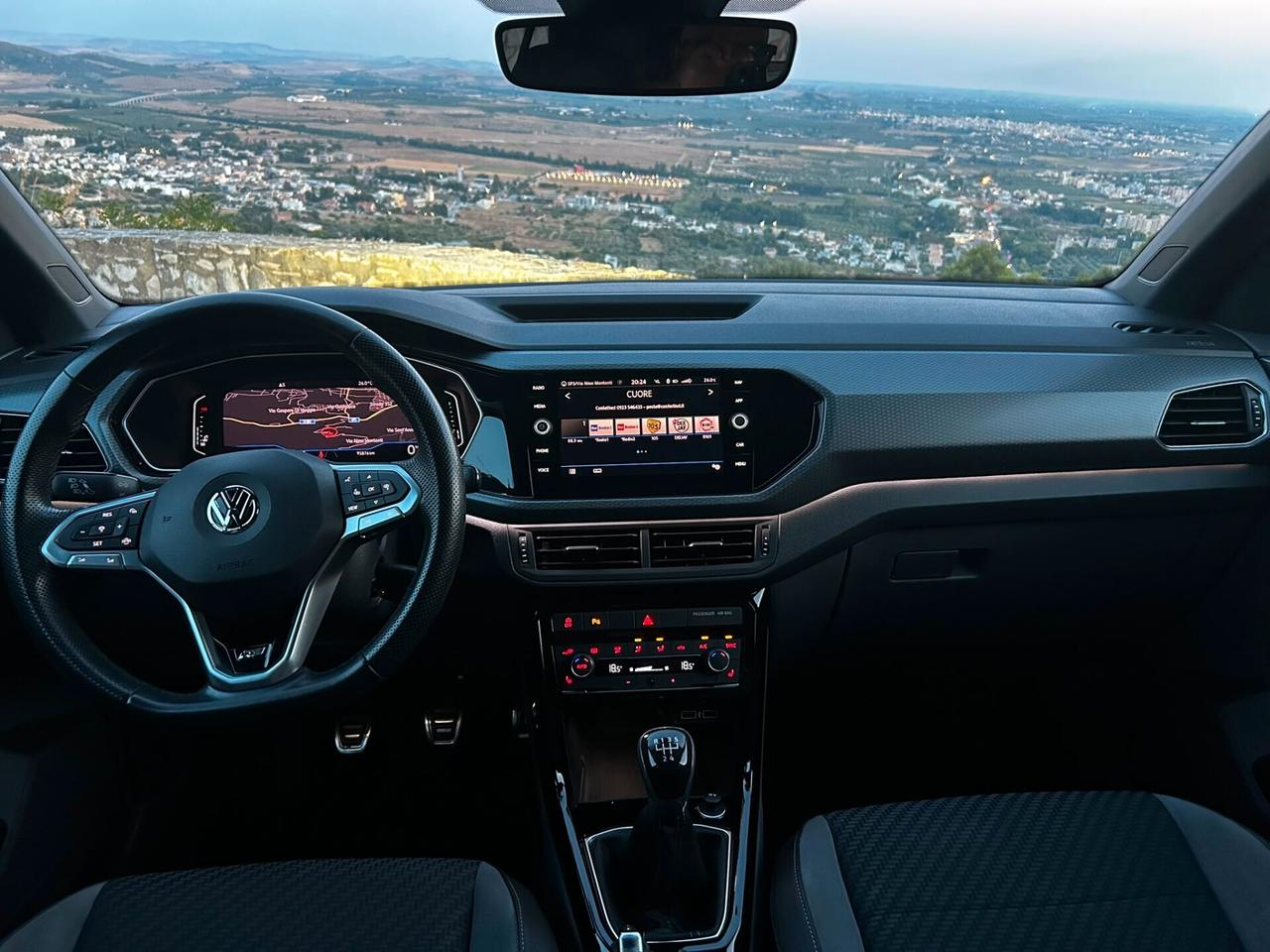Volkswagen T-Cross 1.6 TDI Advanced R LINE PLUS