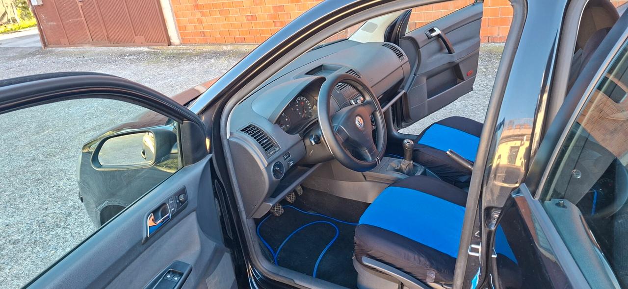 Volkswagen Polo 1.4/80CV 16V 5p. Comfort. BiFuel G