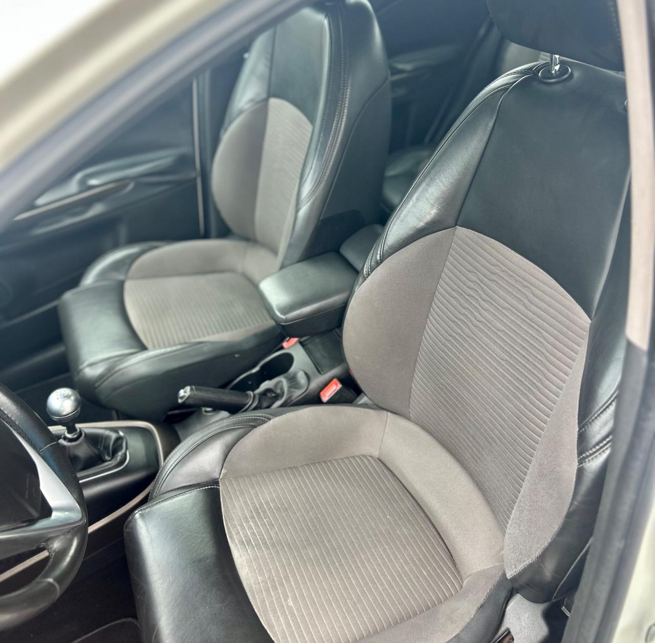 Alfa Romeo Giulietta JTDm-2 Exclusive Sport Pack