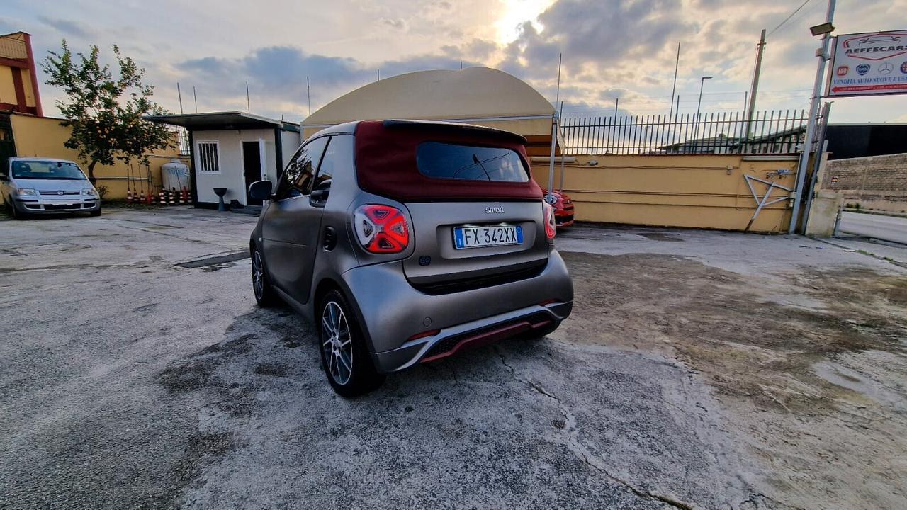 Smart ForTwo EQ cabrio Ushuaïa Brabus Style