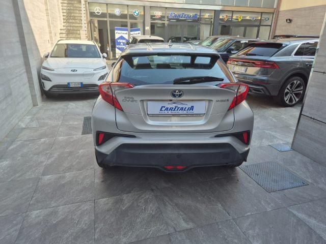 TOYOTA C-HR 1.8 Hybrid E-CVT Active